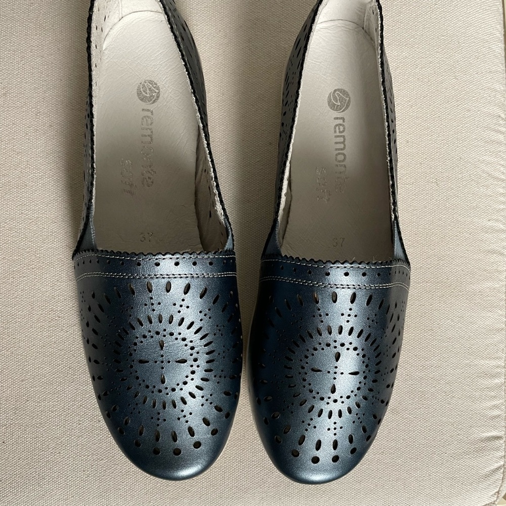 Remonte loafers metallic blue new
